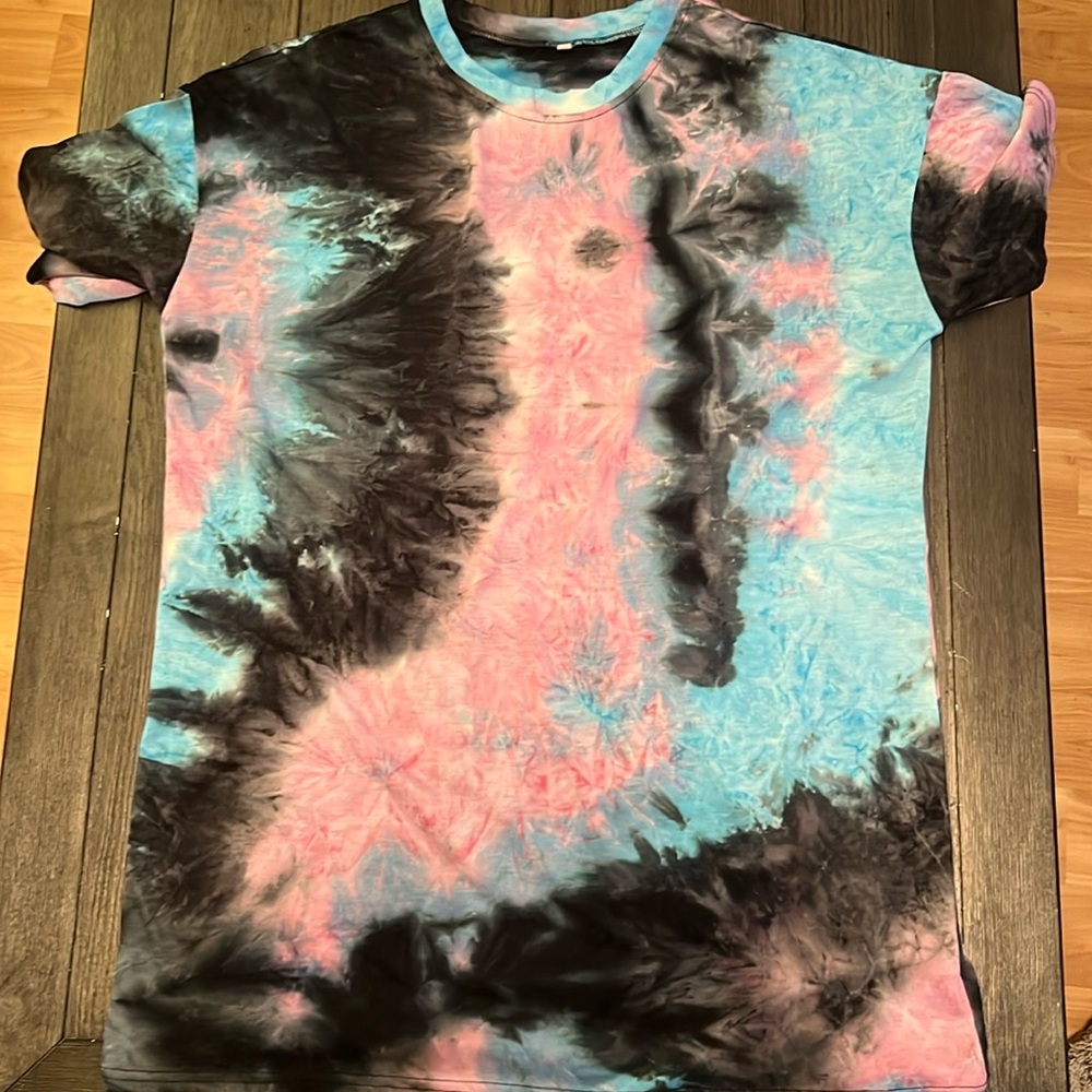 Tie Dye Soft Mens Unisex size S T-Shirt oversized